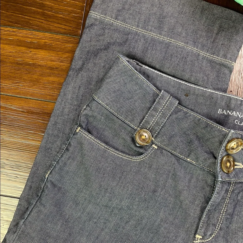 Banana Republic Classic Denim Capris - Picture 2 of 12